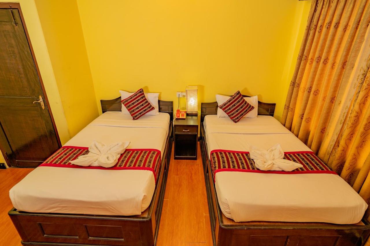 Hotel Bougainvillea 博卡拉 外观 照片