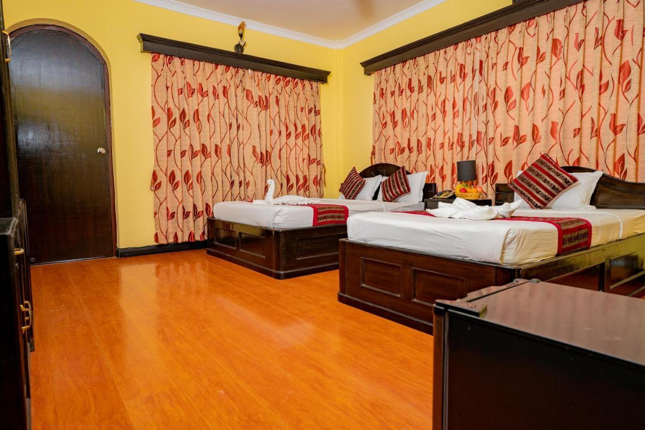 Hotel Bougainvillea 博卡拉 外观 照片