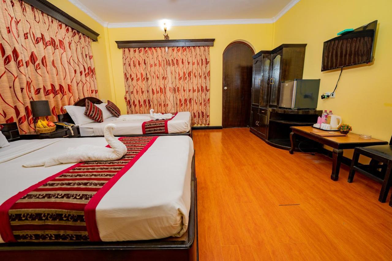 Hotel Bougainvillea 博卡拉 外观 照片