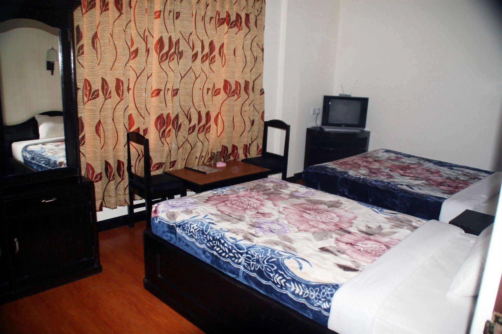 Hotel Bougainvillea 博卡拉 外观 照片