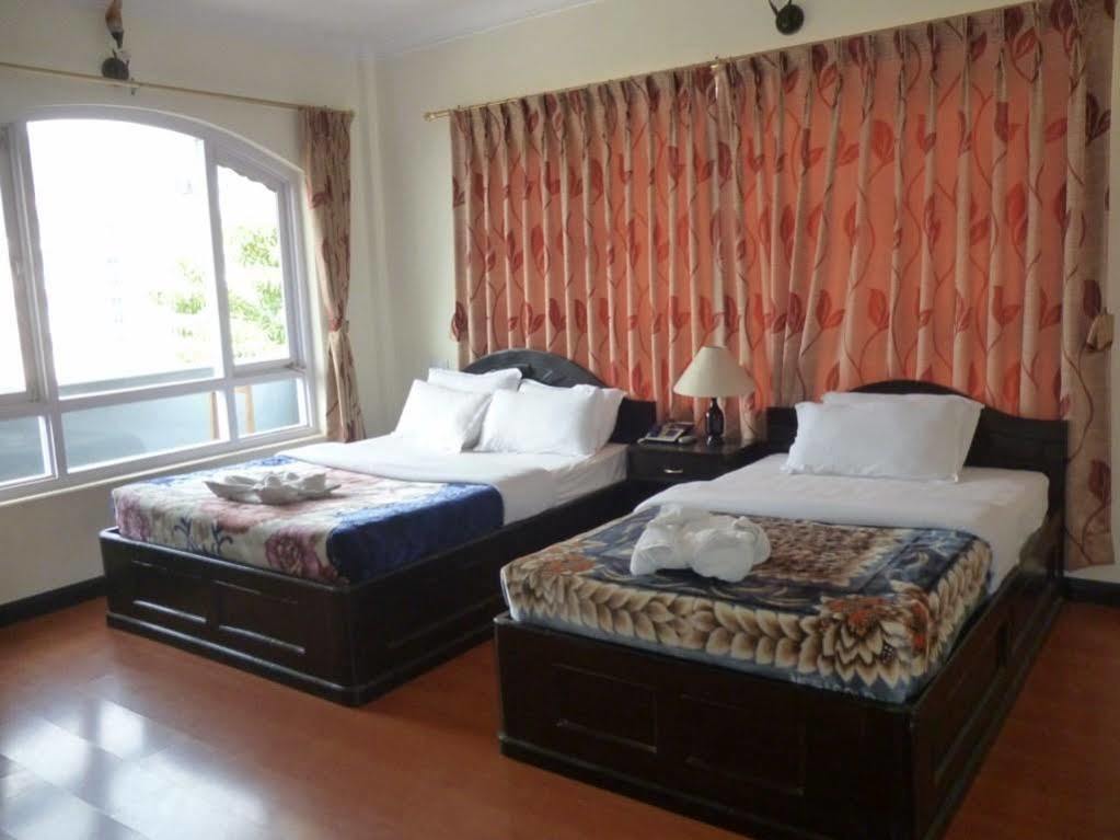 Hotel Bougainvillea 博卡拉 外观 照片