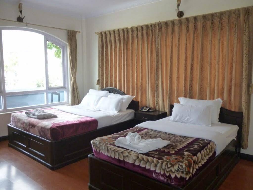 Hotel Bougainvillea 博卡拉 外观 照片